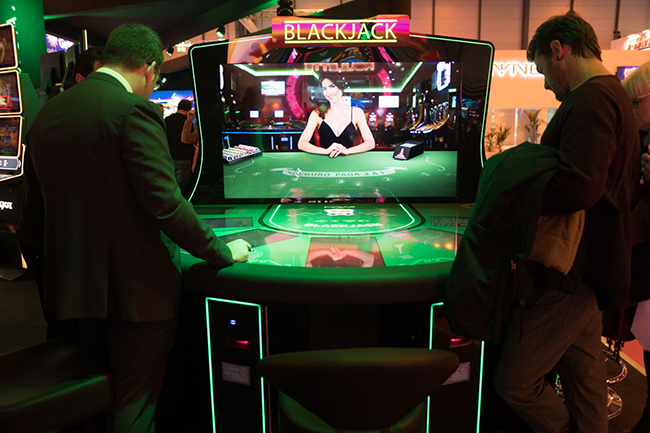 Sala de Blackjack - Francairois Club Romania